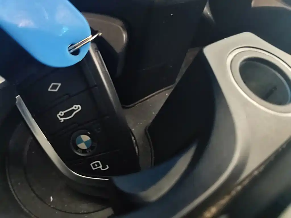 BMW i3 2022 — фото 9