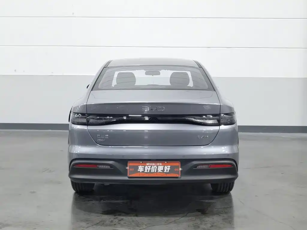 BYD Seal 05 DM-i 2026 — фото 4