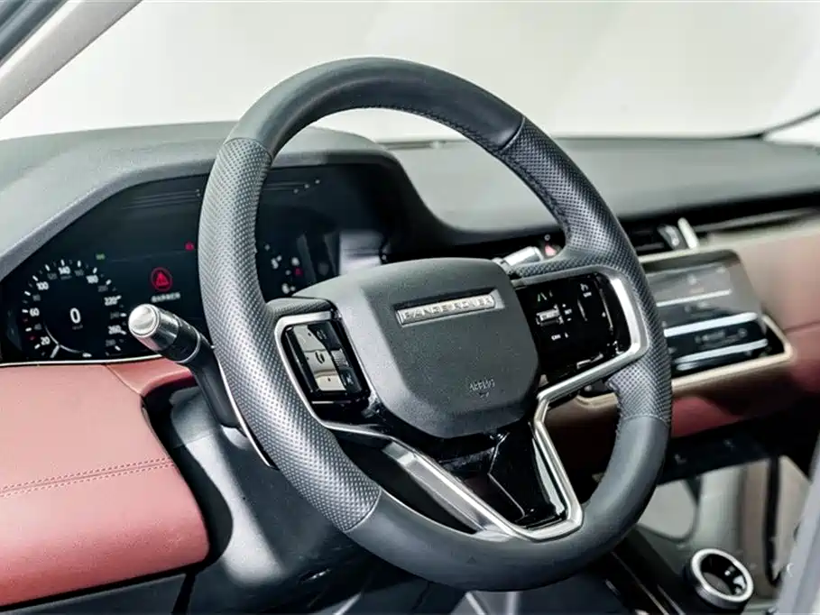 Land Rover Evoque 2022 — фото 10