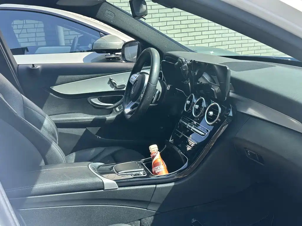 Mercedes-Benz C-Class 2020