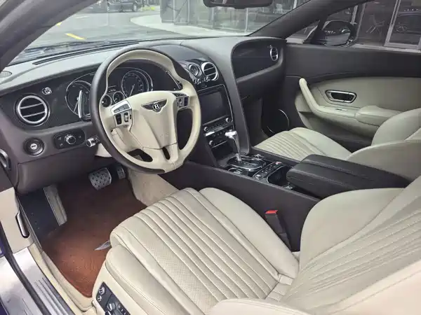 Bentley Continental 2018