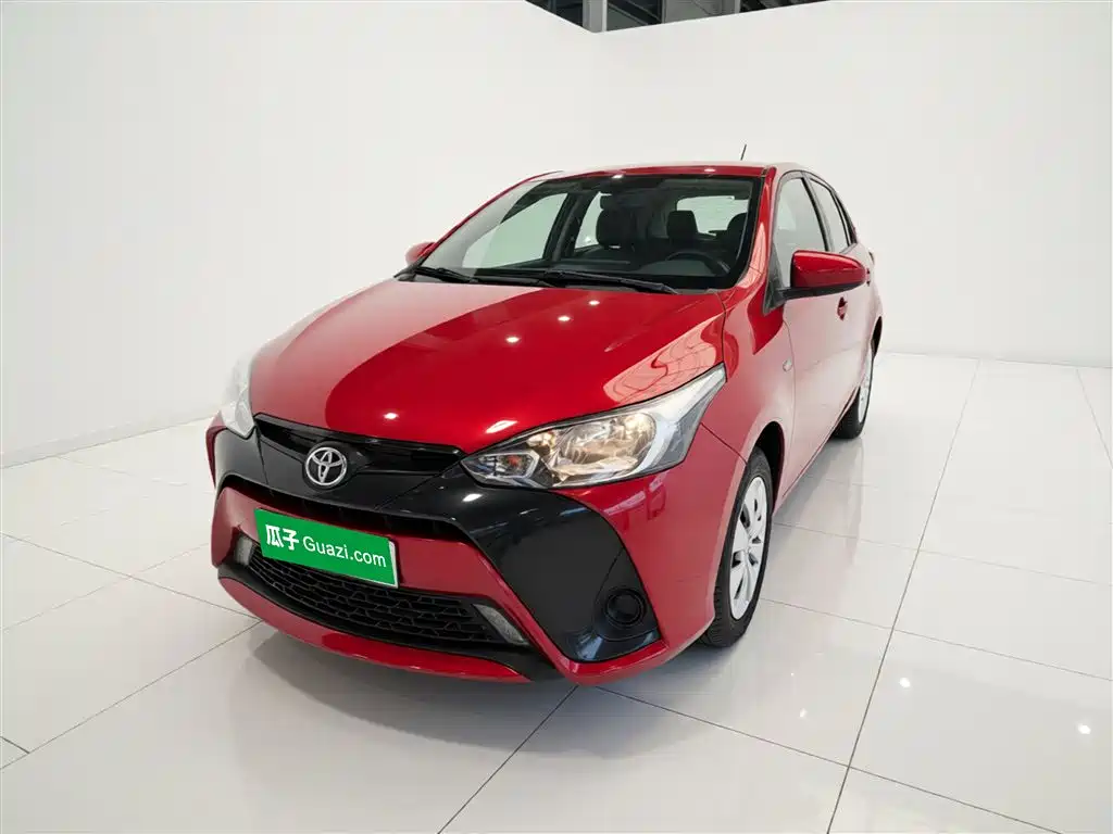 Toyota Yaris L 2017 — фото 1