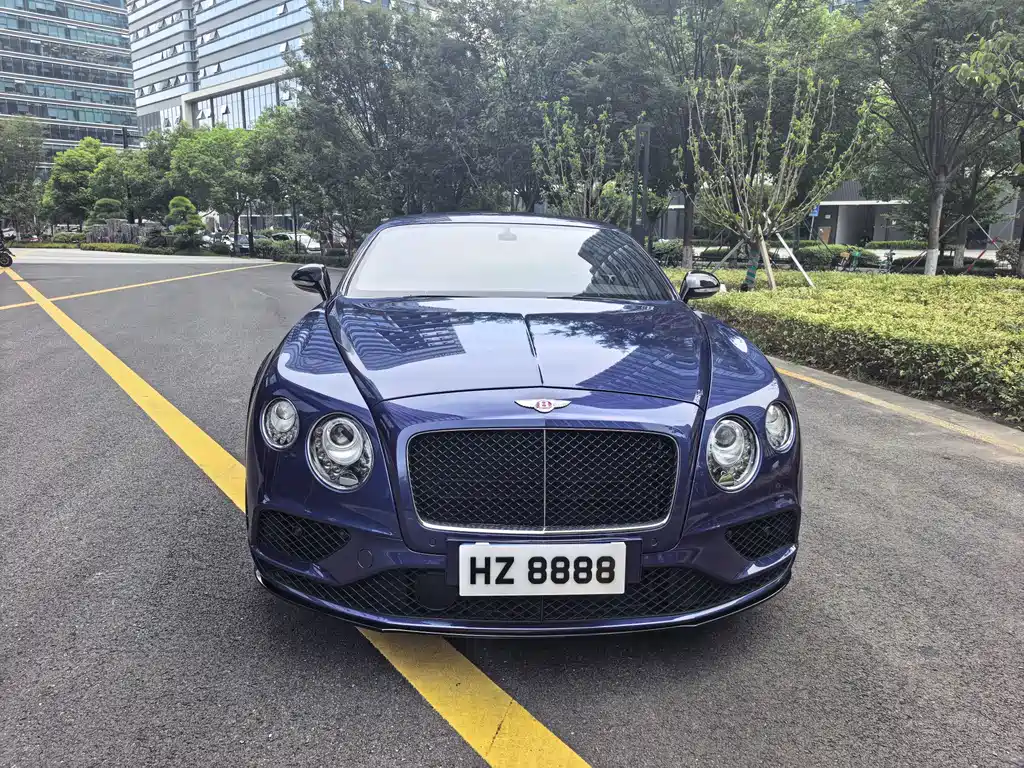 Bentley Continental 2018 — фото 2