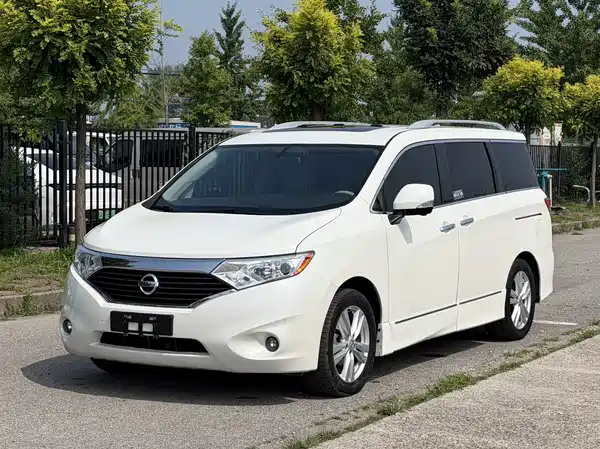 Nissan Quest 2017