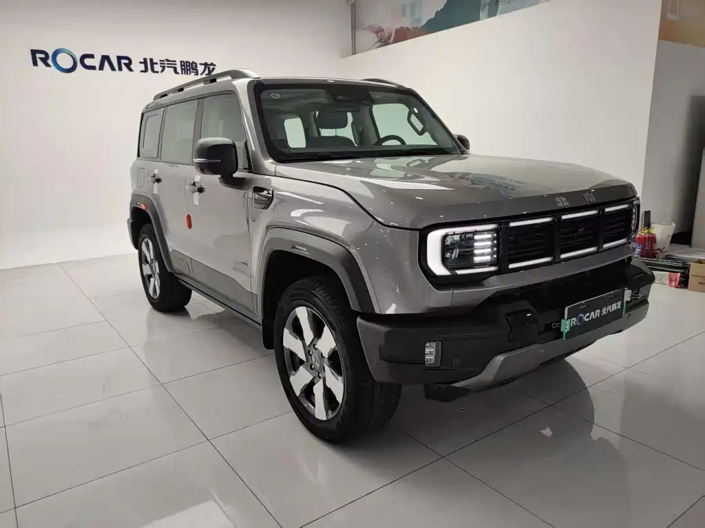 Beijing Off-Road BJ40 EREV 2025 — фото 19