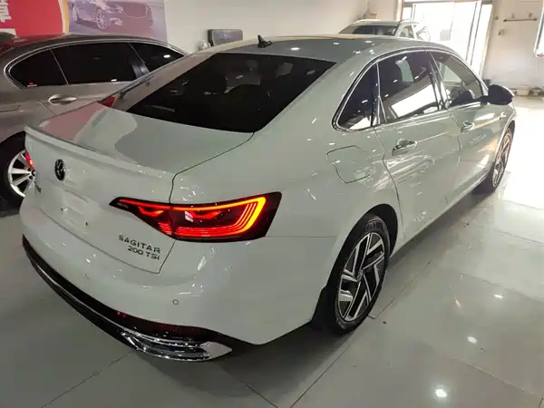 Volkswagen Sagitar 2023