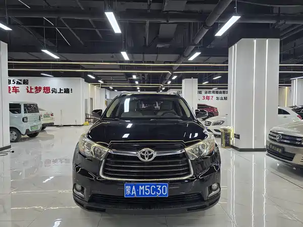 Toyota Highlander 2016