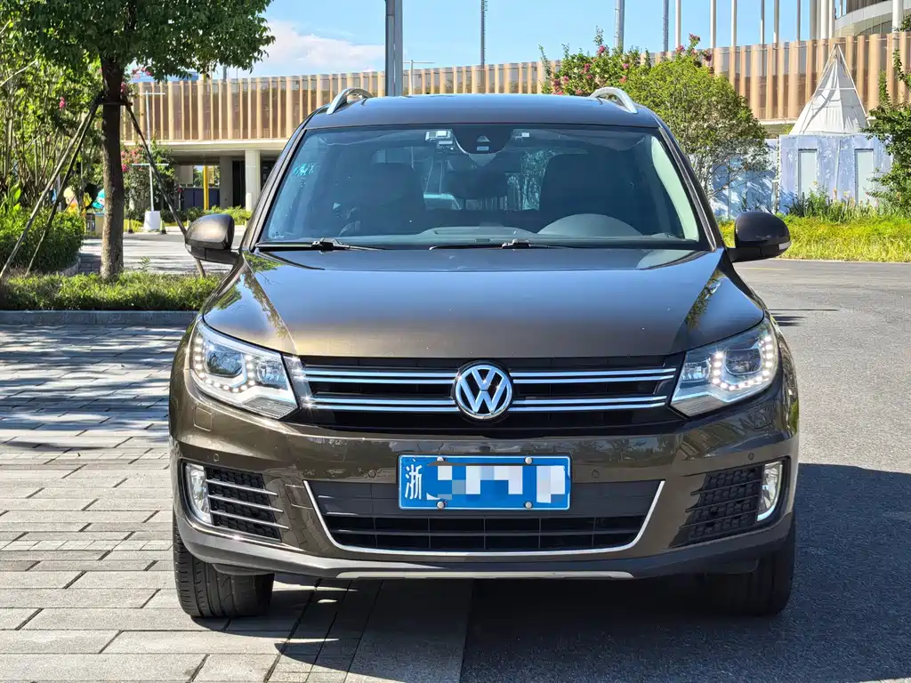 Volkswagen Tiguan 2018 — фото 2