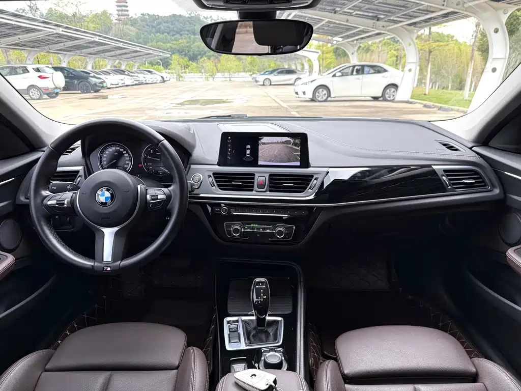 BMW 1 Series 2020 — фото 11