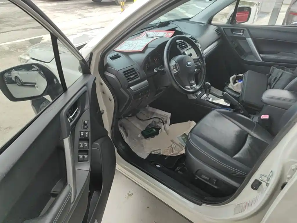 Subaru Forester 2014 — фото 16