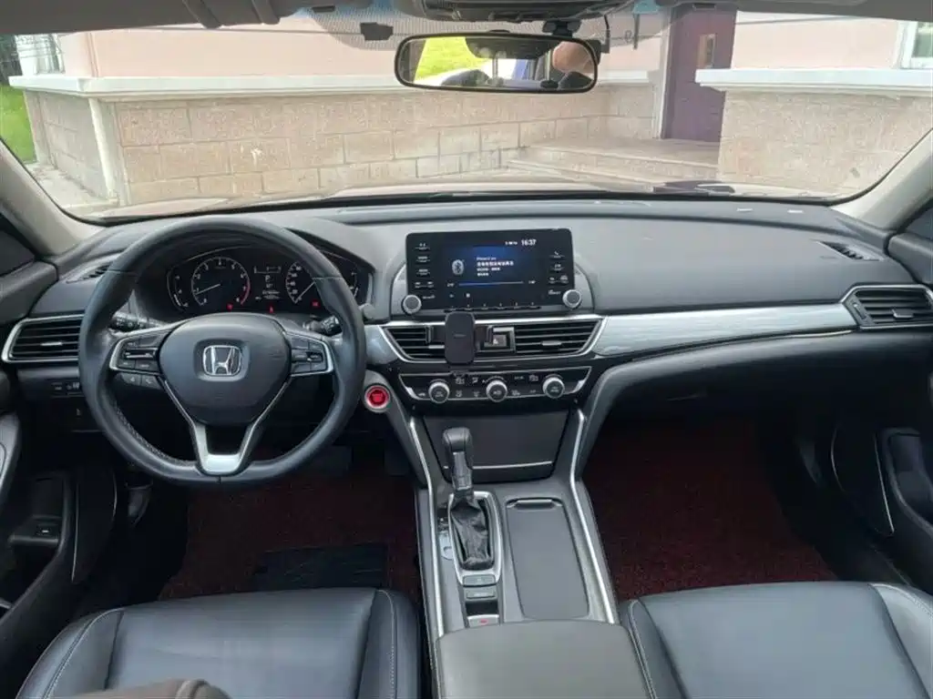 Honda Inspire 2020 — фото 8