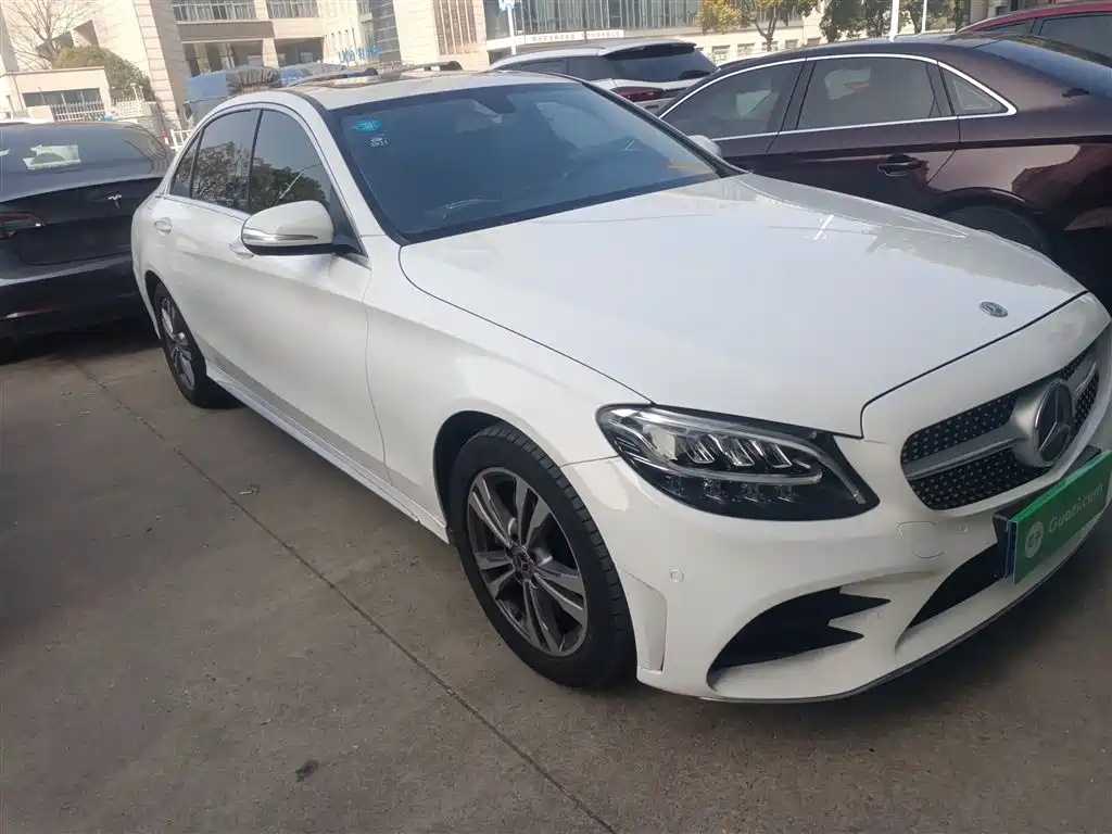 Mercedes-Benz C-Class 2019 — фото 4