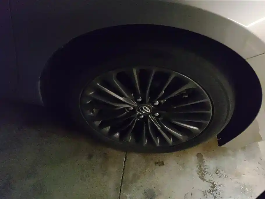 Toyota Avalon 2020