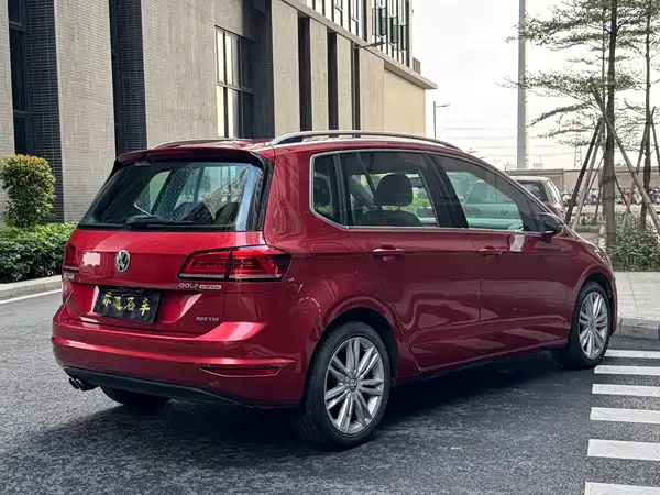 Volkswagen Golf Jialu 2016