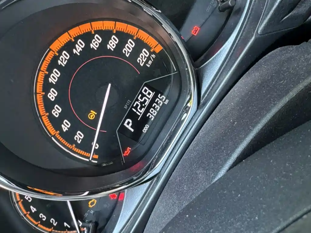 Toyota Yaris L 2022