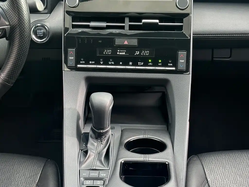 Toyota Avalon 2021 — фото 12