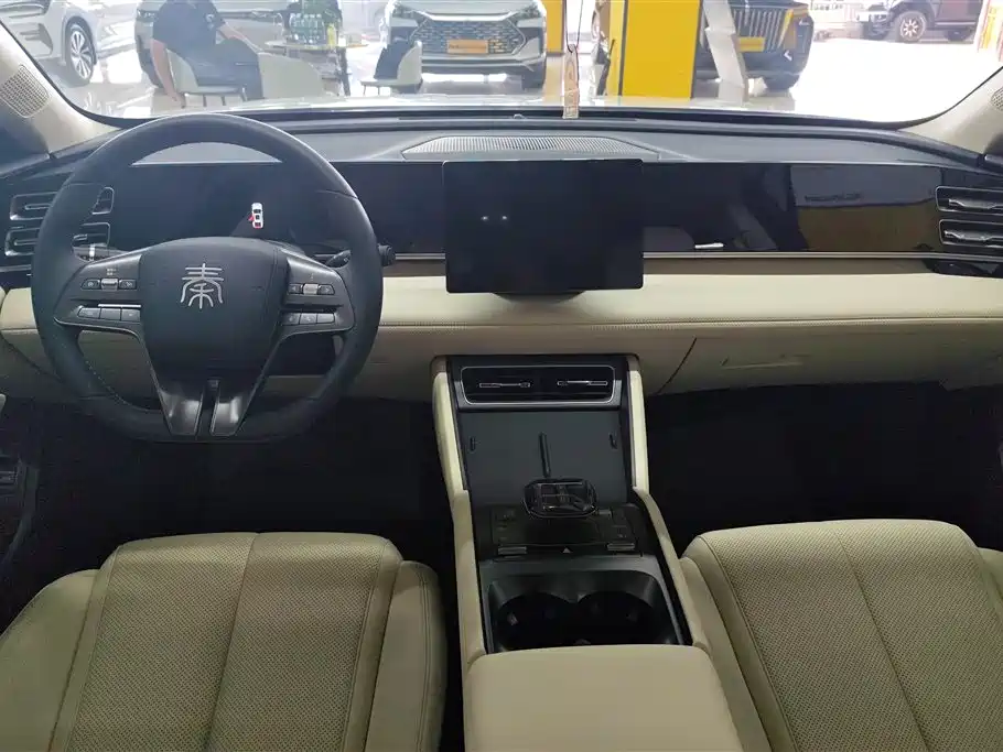 BYD Qin L 2024 — фото 12