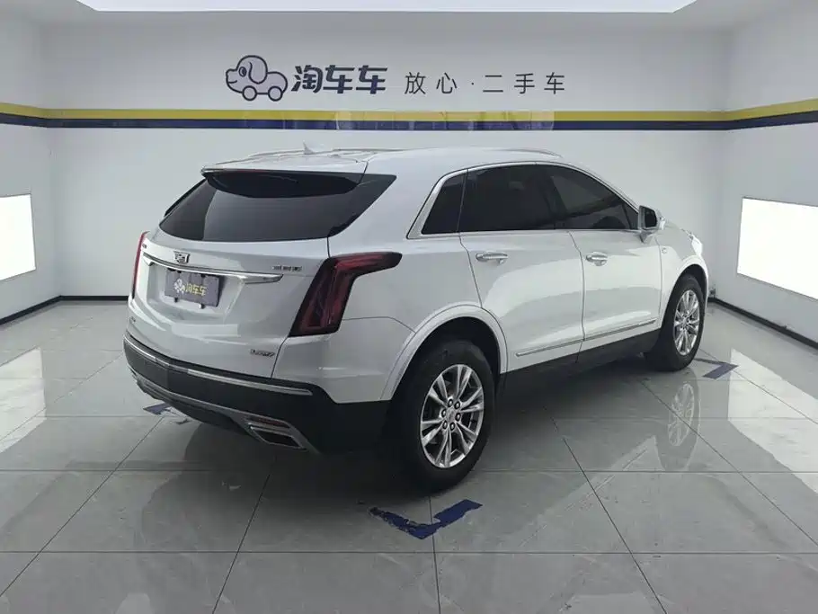 Cadillac XT5 2021 — фото 3