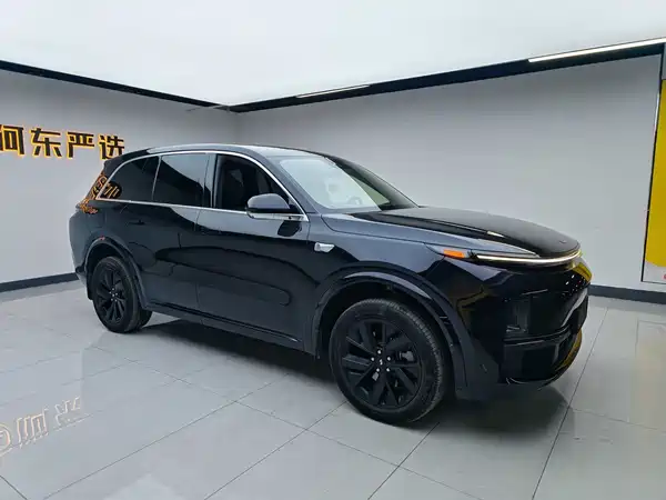 Li Auto L8 2024
