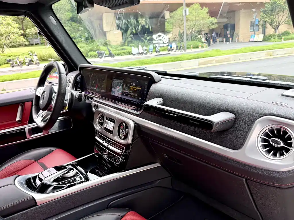 Mercedes-Benz G-Class AMG 2020 — фото 25