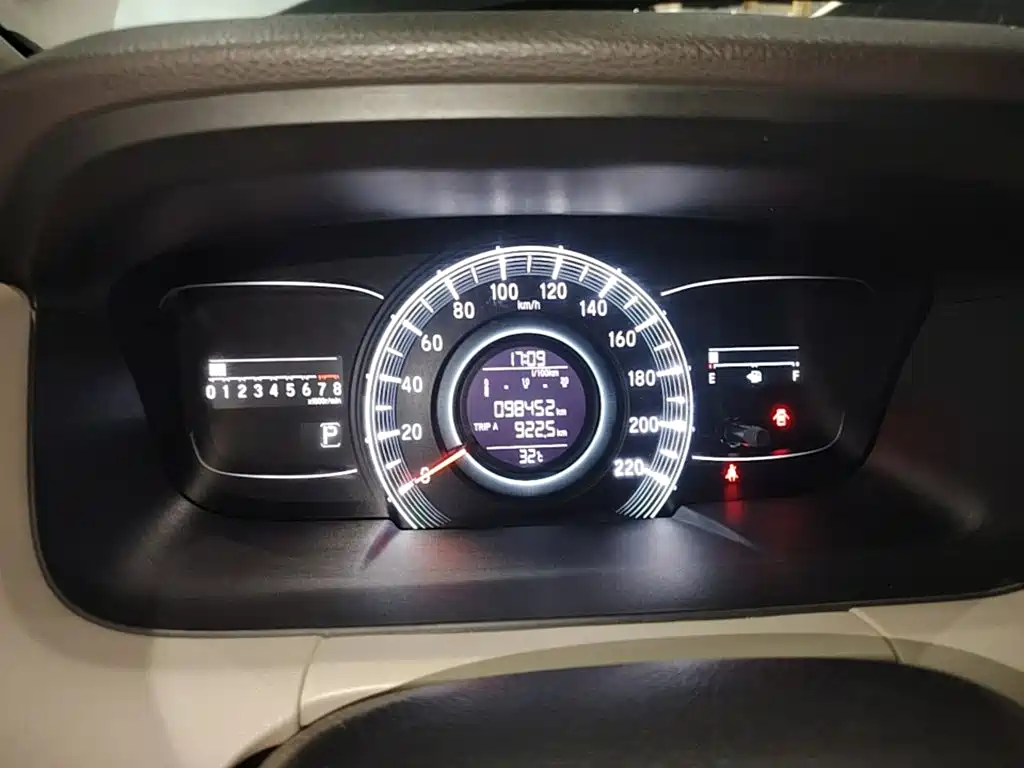 Honda Odyssey 2018 — фото 12