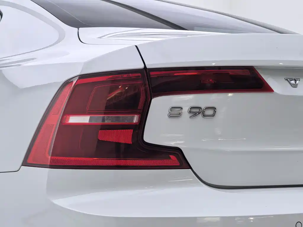 Volvo S90 2020 — фото 26