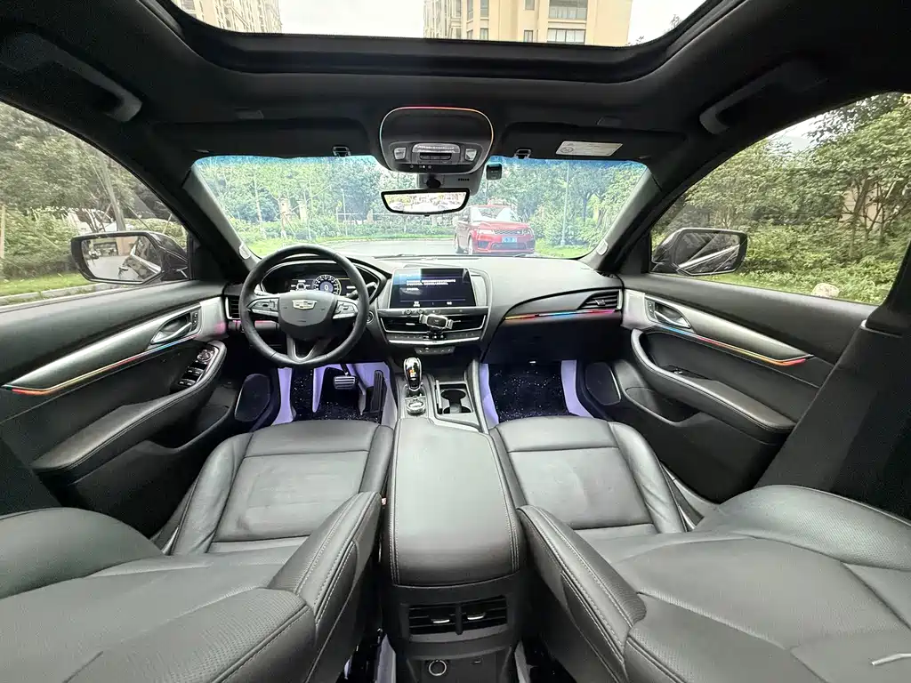 Cadillac CT5 2021 — фото 12