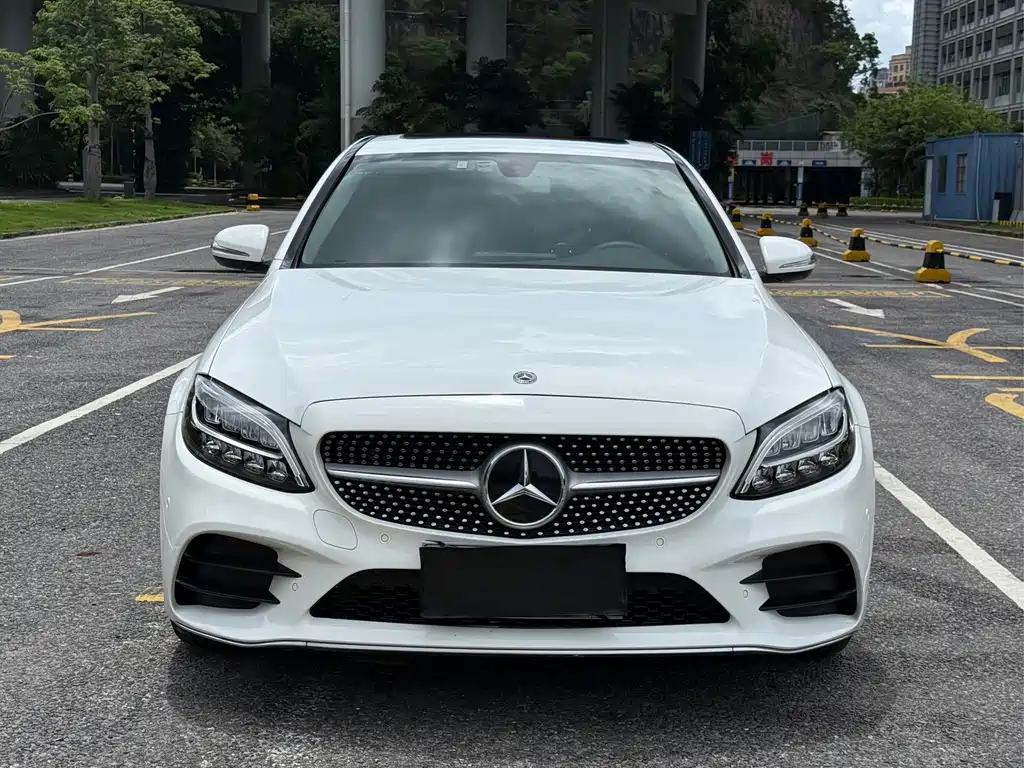 Mercedes-Benz C-Class 2019 — фото 16
