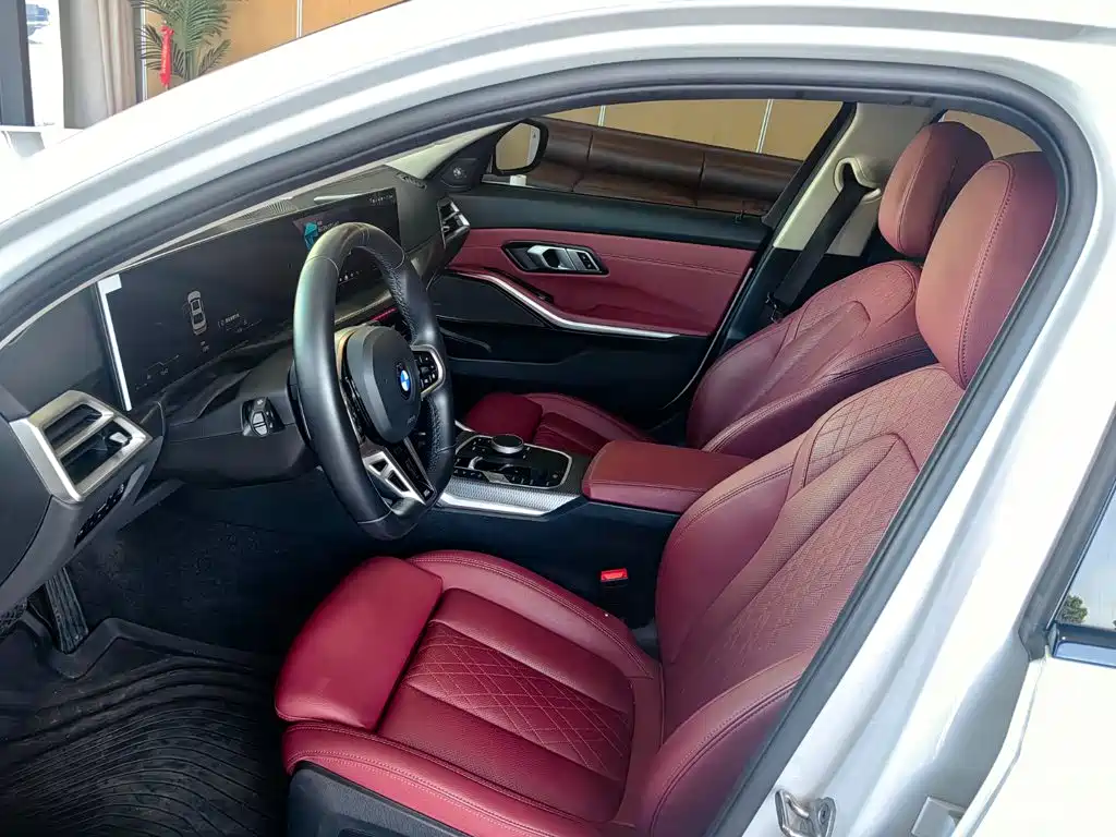 BMW 3 Series 2024