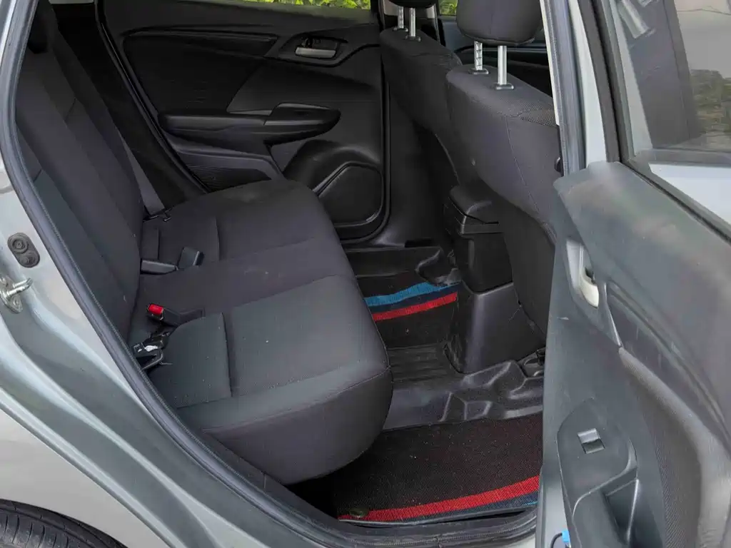Honda Fit 2017 — фото 12