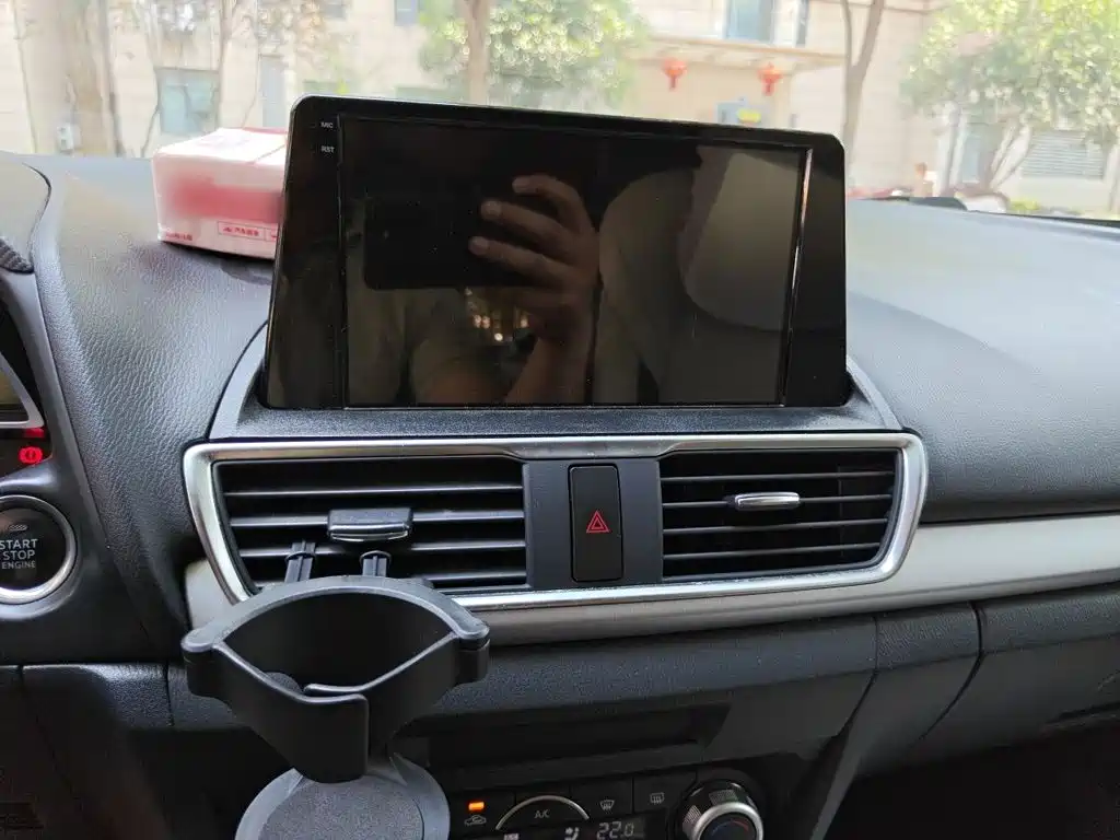Mazda 3 Axela 2014
