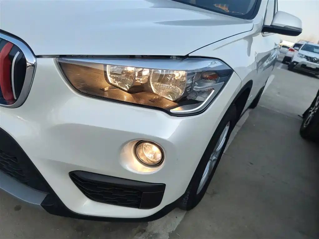 BMW X1 2018 — фото 24