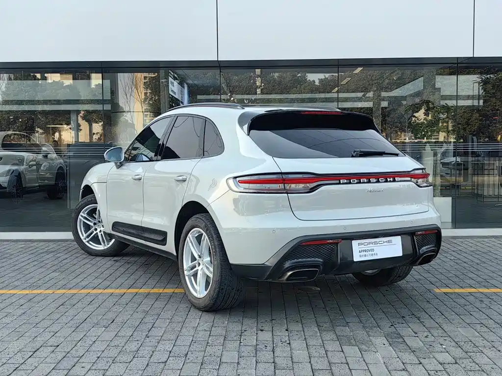 Porsche Macan 2023 — фото 3