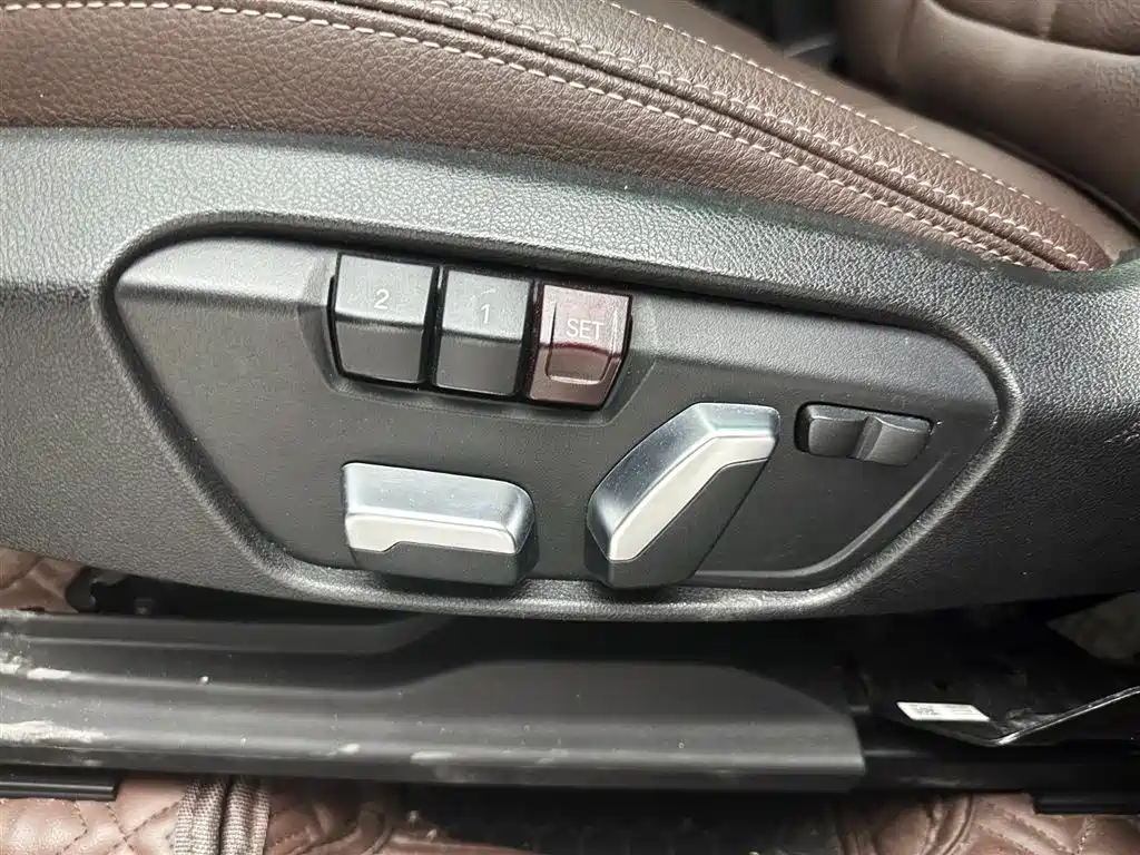 BMW X1 2021 — фото 17