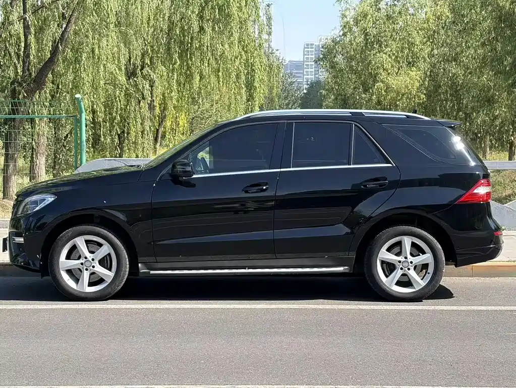 Mercedes-Benz M-Class 2015 — фото 15