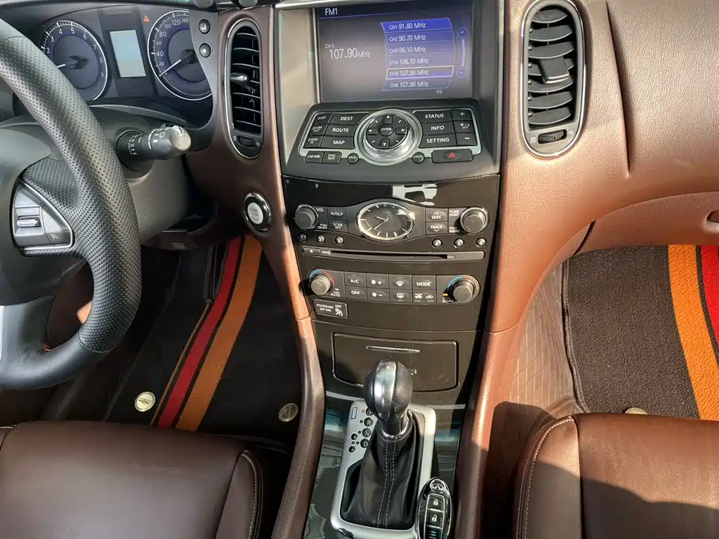 Infiniti QX50 2016 — фото 17