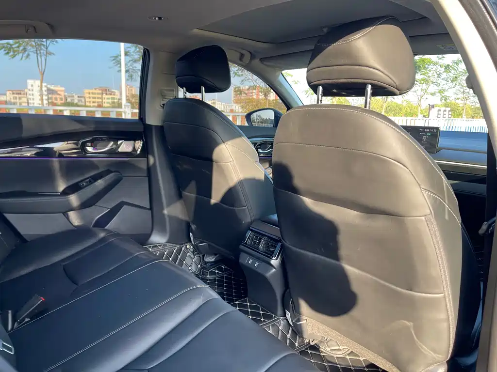 Honda Inspire 2025 — фото 13
