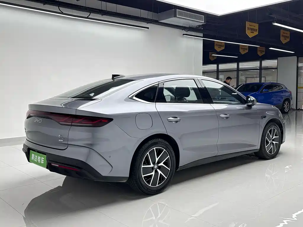 BYD Qin L 2025 — фото 5