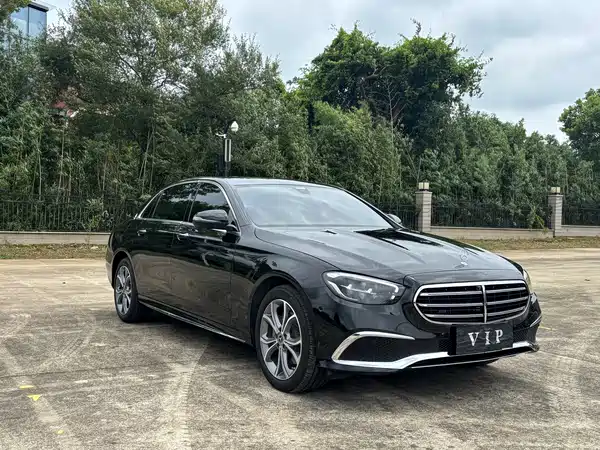 Mercedes-Benz E-Class 2023