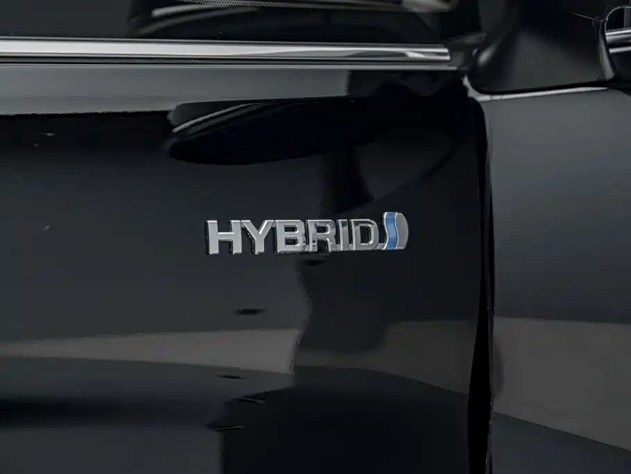 Toyota Vellfire 2022 — фото 39