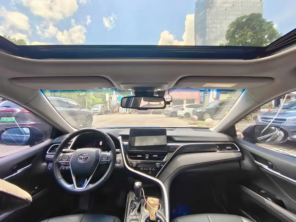 Toyota Camry 2023