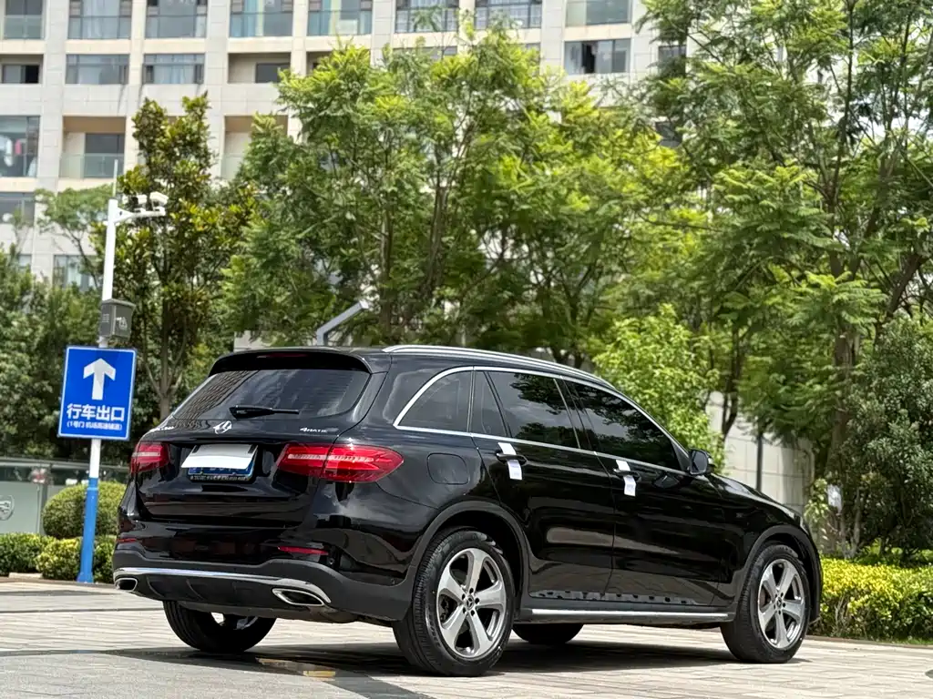 Mercedes-Benz GLC 2017
