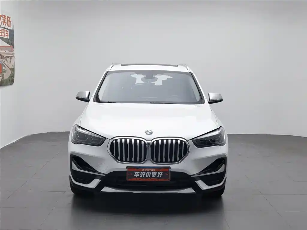 BMW X1 2021 — фото 3