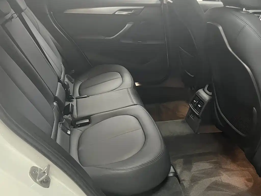 BMW X1 2019 — фото 10