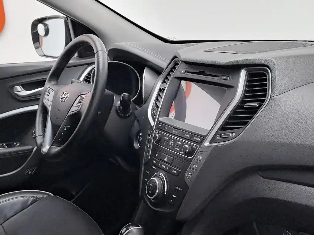Hyundai Santa Fe 2019 — фото 22