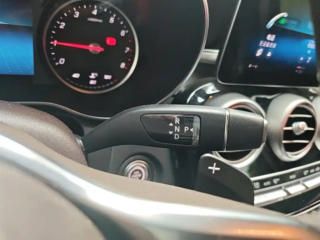 Mercedes-Benz GLC 2019 — фото 10