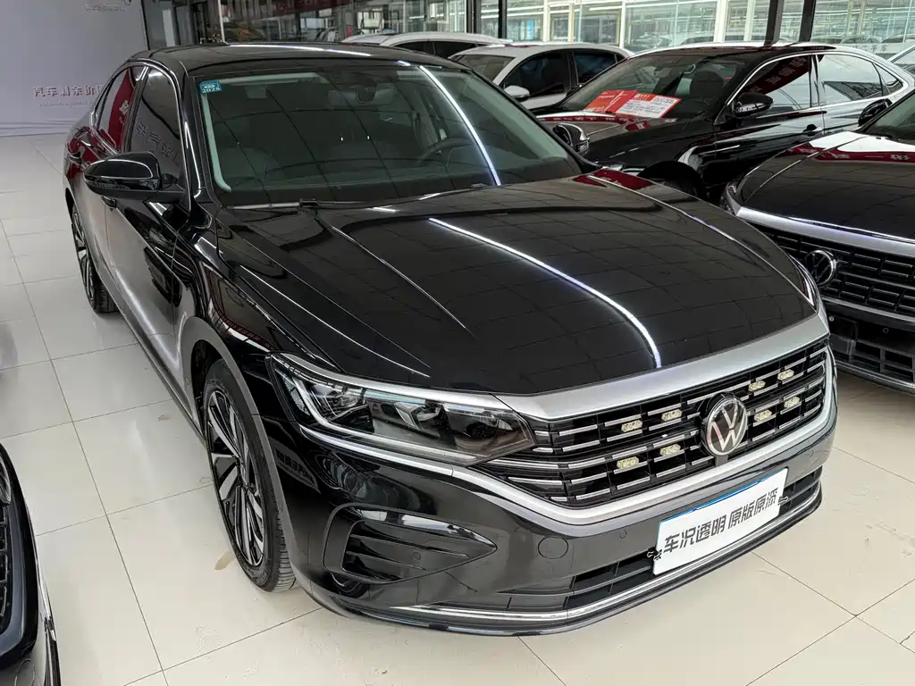 Volkswagen Passat 2023