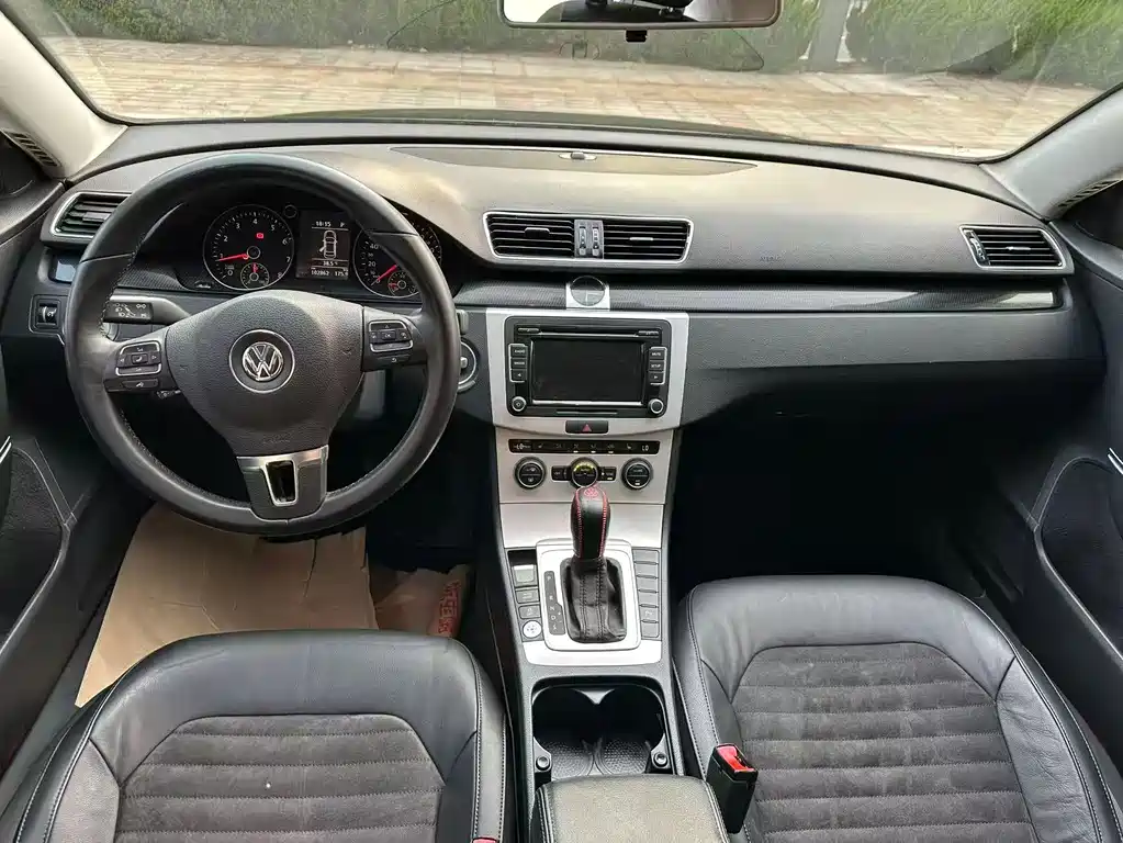 Volkswagen Magotan 2016