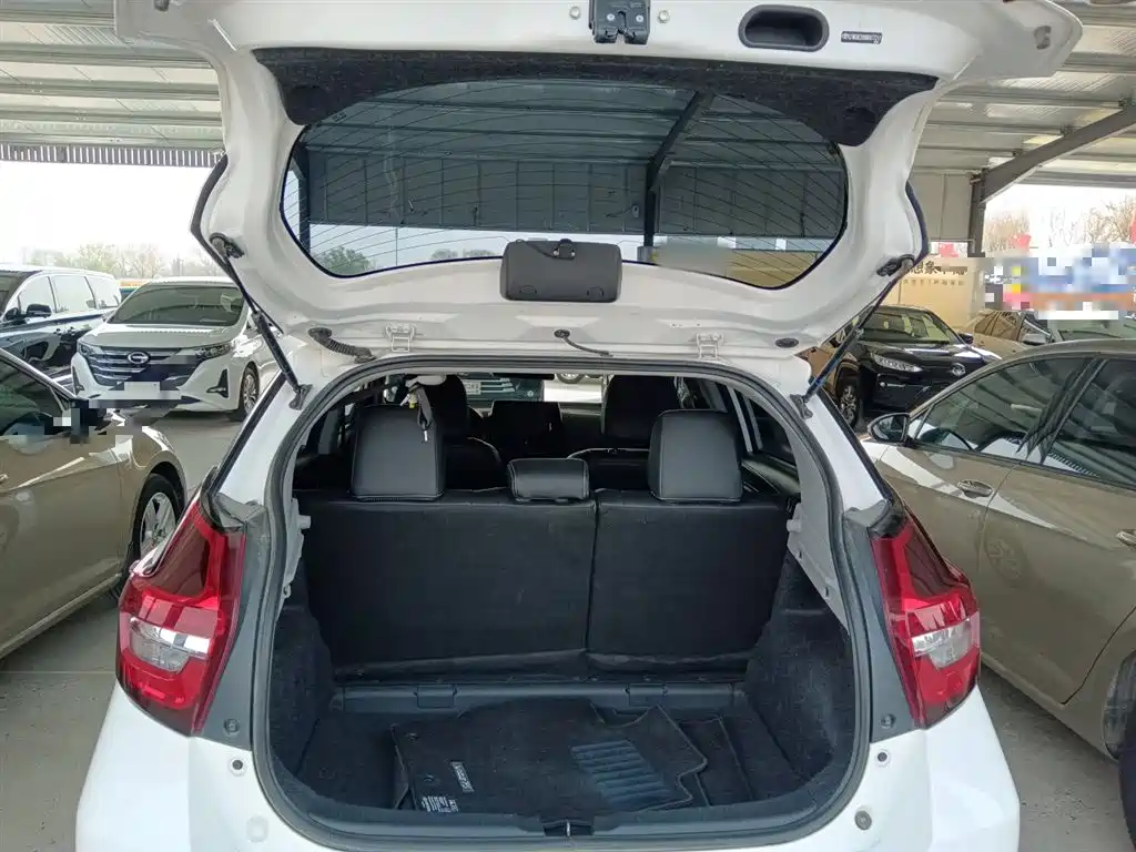 Toyota Vios FS 2022 — фото 19