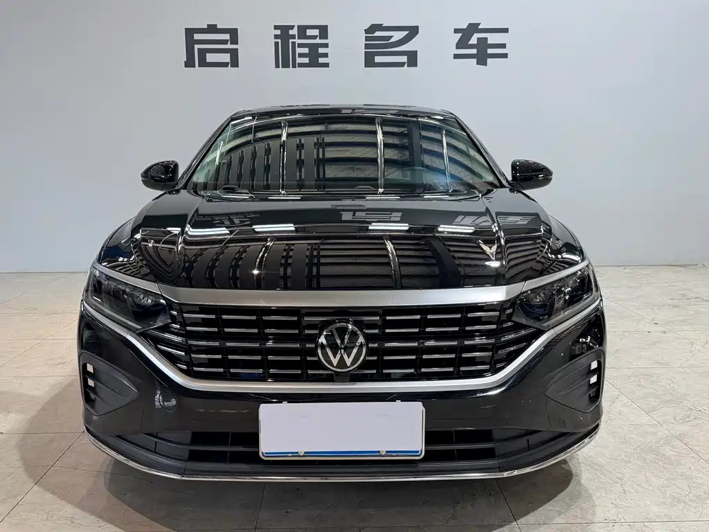Volkswagen Passat 2023 — фото 3